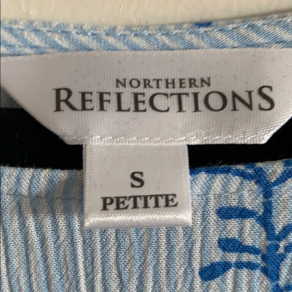 Spring Blouse - Picture 3 of 3